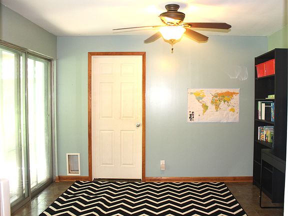 3rd image of 3556 Cedarwood Ln