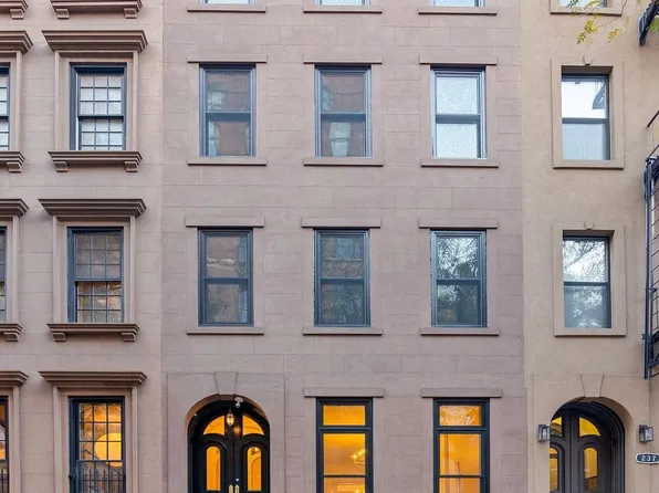 235 East 31st Street image 1 of 13