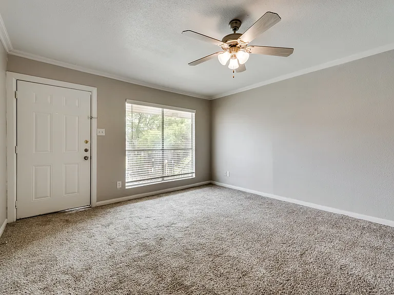 Savan Villas Apartments — Photo 14