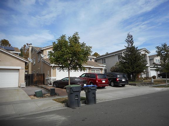 3rd image of 1242 Shoreline Cir