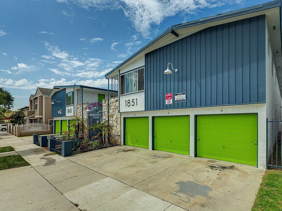 Pine Crest Apartments