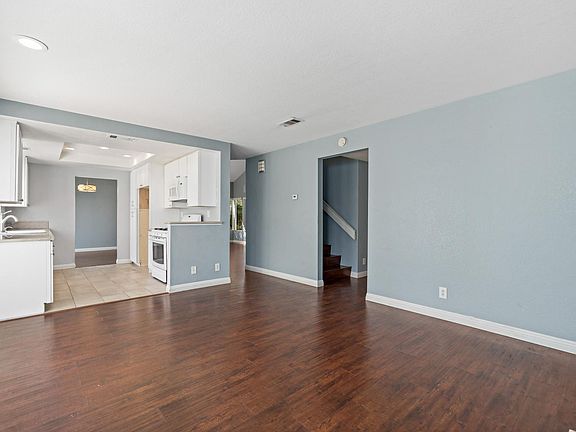 5th image of 28748 Bridge Water Ln