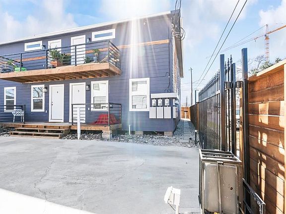 2nd image of 3801 Anita St #3