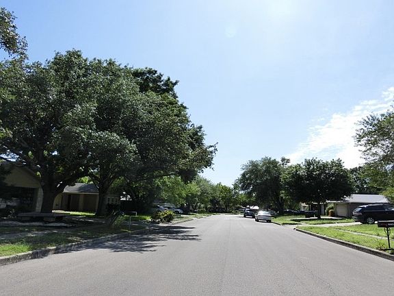 5th image of 9603 Quicksilver Dr