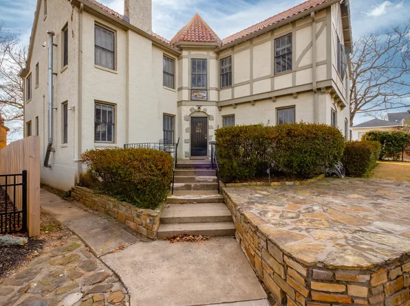 4715 I St APT 1, Little Rock, AR 72205