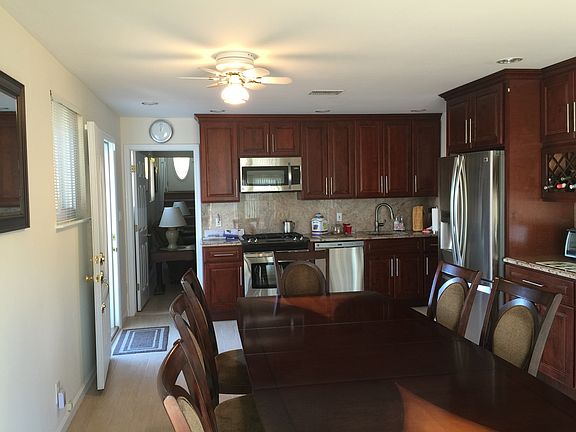 3rd image of 16204 84th St