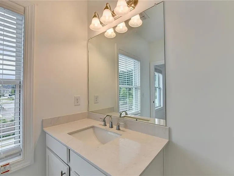 603 Millcroft Blvd — Photo 35