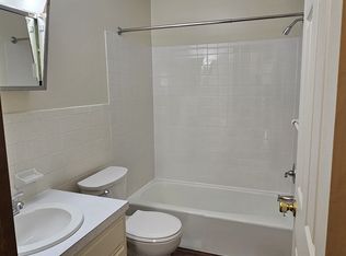2650 Caprice Ave NW #8, Canton, OH 44709