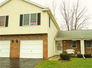 161 Flower Dale Dr, Rochester, NY 14626