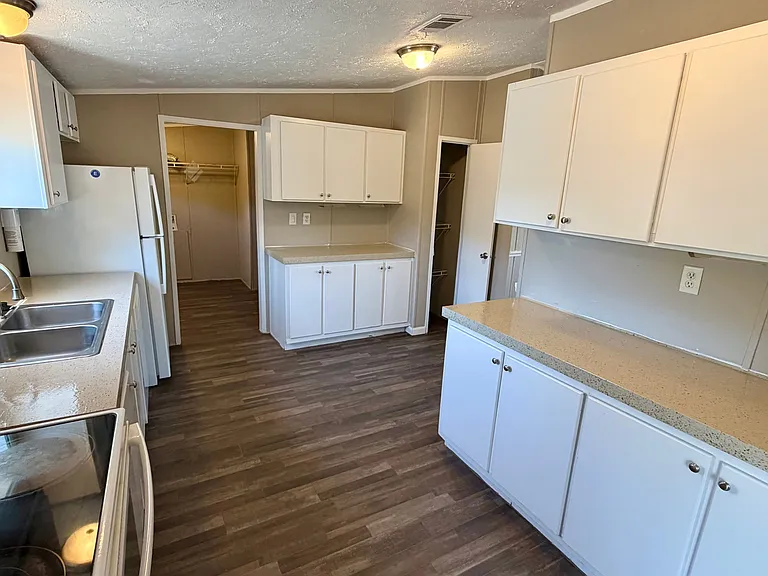 Woodland Estates (FL) — Photo 32