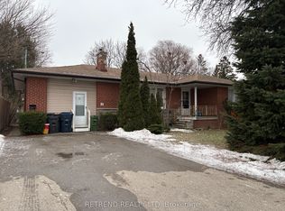 5 Fleetwell Ct, Toronto, ON M2R1L2
