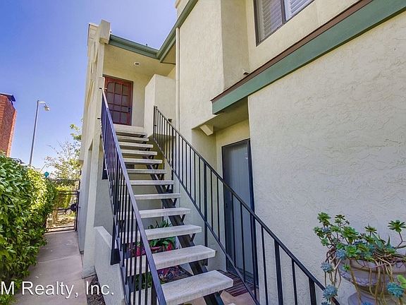 3rd image of 4346 Campus Ave Unit 202
