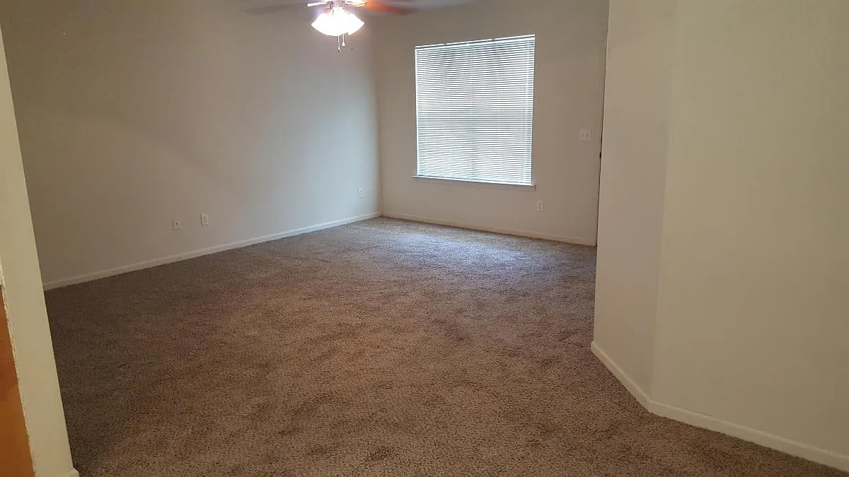 3 bed, 1475 sqft, $1,500 — Photo 2
