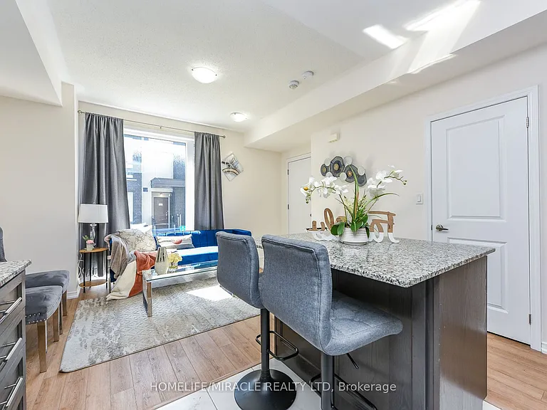 32 Fieldway Rd #122 — Photo 18