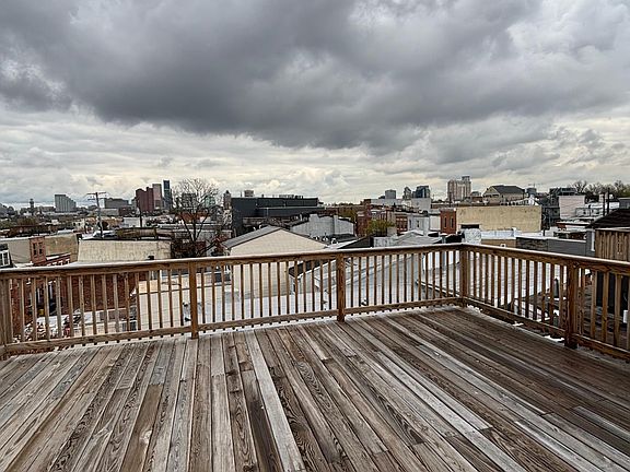 Private Rooftop Balcony View 2
- Inner Harbor 
- Federal Hill