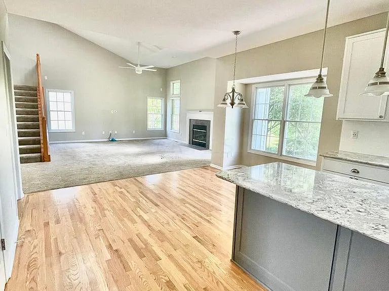 7492 Fairfield Lakes Dr — Photo 14