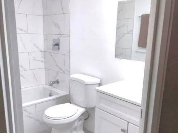 7522 Avenue T image 13 of 31