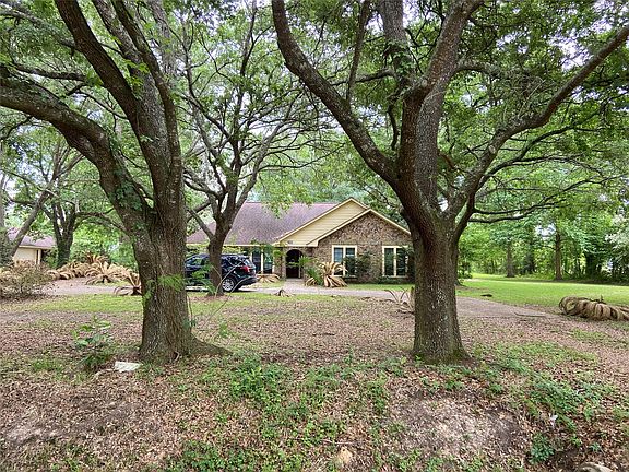 2nd image of 2400 County Road 639