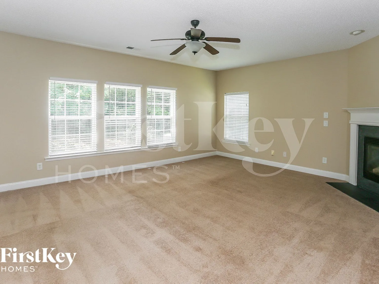3 bed, 2.5 bath, 2497 sqft, $2,385 — Photo 4