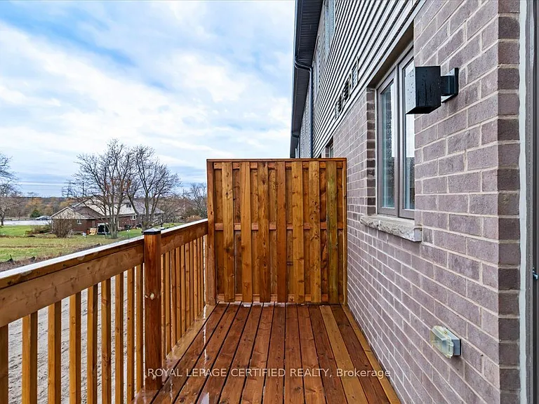 61 Soho St #25 — Photo 11