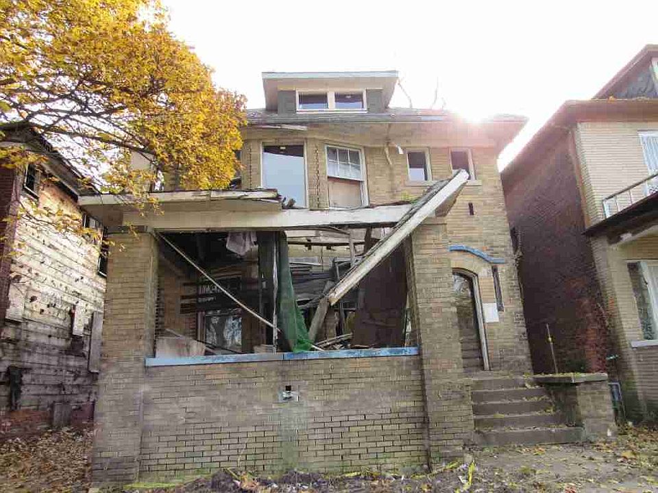1665 Lawrence