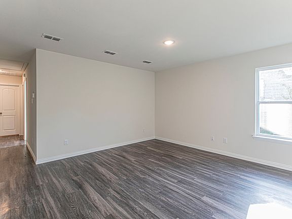 5th image of 925 & 927 Grape St
