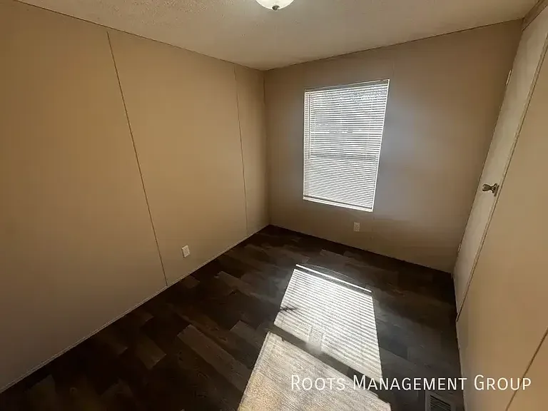 85 Sue St #85S — Photo 5
