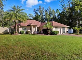 435 W Union Pl, Citrus Springs, FL 34434