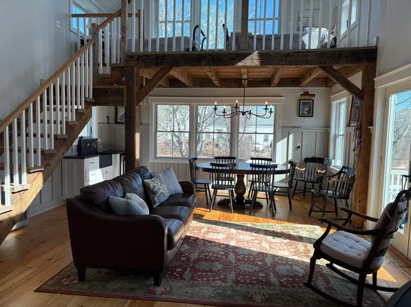 1449 State Route 32, Bristol, ME 04564