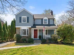 44 Sprague Rd, Scarsdale, NY 10583