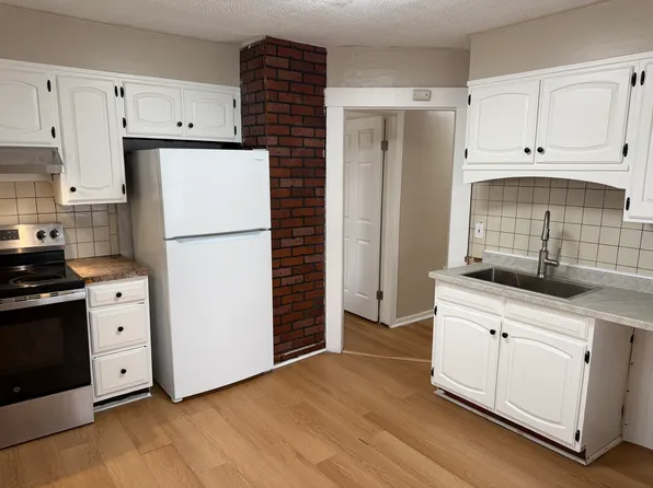 166 Greene St #166, Bristol, CT 06010