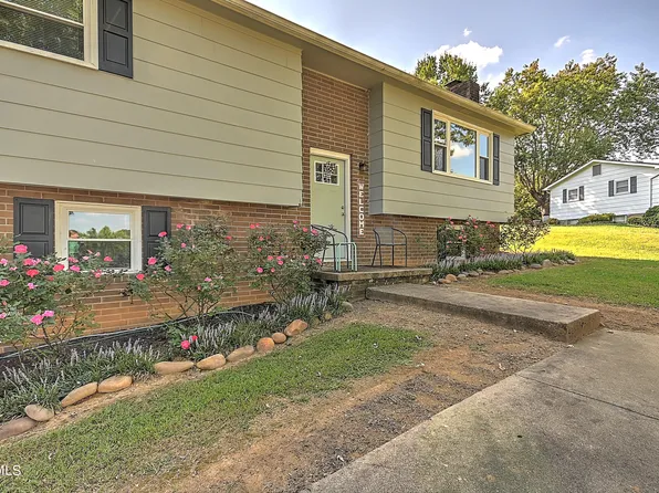 980 Choctaw Dr, Chuckey, TN 37641