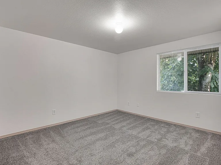 #294 FIELDSTONE APARTMENTS — Photo 16