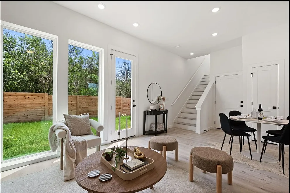 2 bed, 1343 sqft, $2,099 — Photo 1