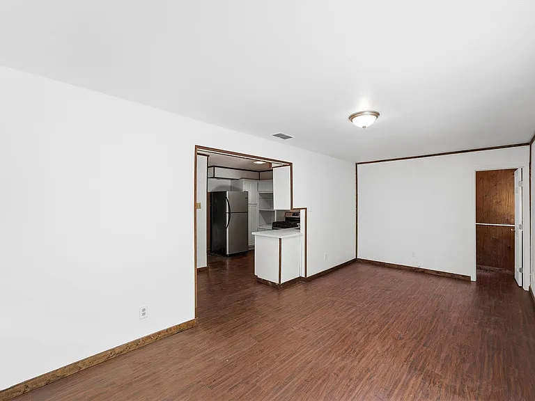 5326 Wenda St — Photo 20
