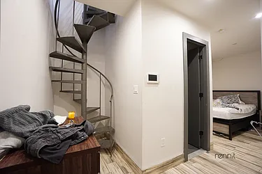 Rented by Rennit Inc.