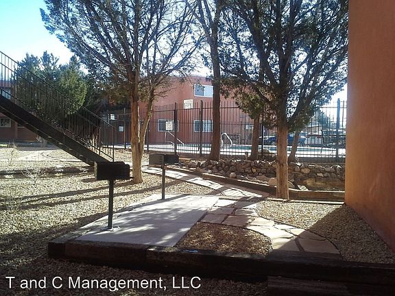 3rd image of 4900 Wyoming Blvd NE APT 10