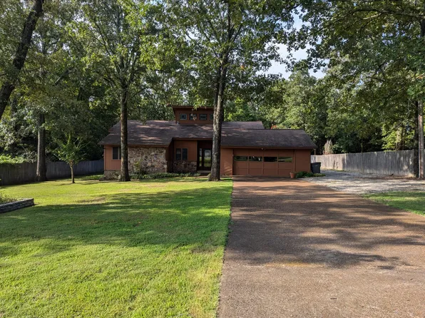54 Carol Ln, Batesville, AR 72501