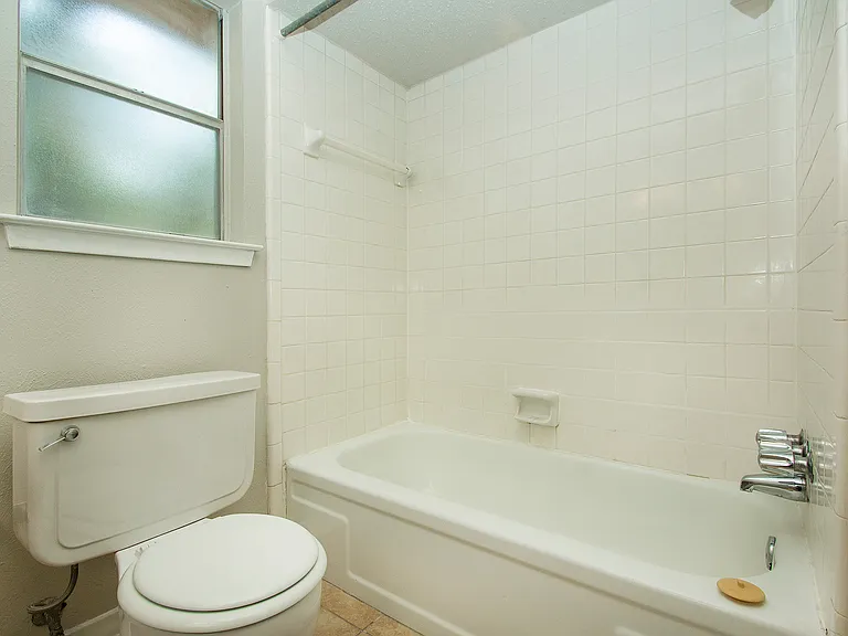 12833 Pandora Dr — Photo 25