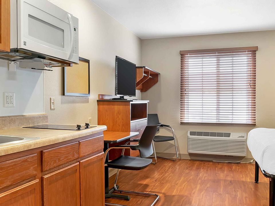 Studio Suite - 1 Queen Bed