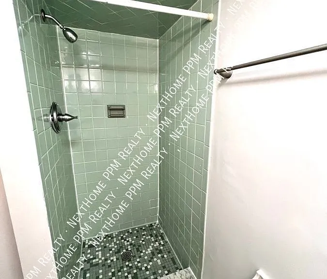 2703 Voelkel Ave #C — Photo 27