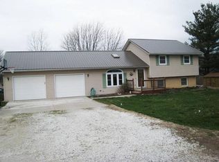 22 Geode Dr, Warsaw, IL 62379