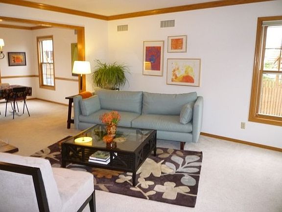 2nd image of 5875 Persimmon Dr