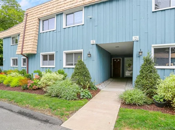 1135 Stratfield Road #1135, Fairfield, CT 06825