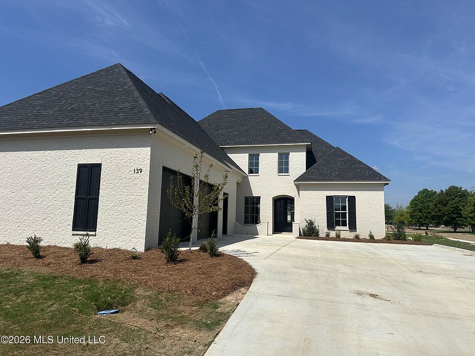 2nd image of 139 Venice Way