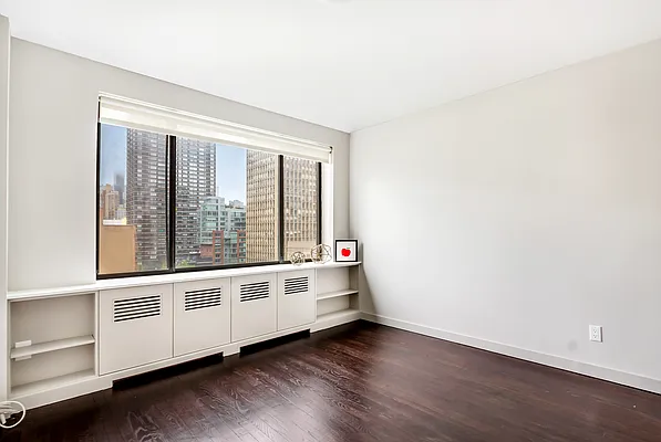 Rented by Douglas Elliman | media 20