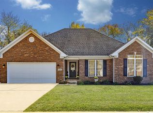 1550 Kenilwood Way, Bowling Green, KY 42104