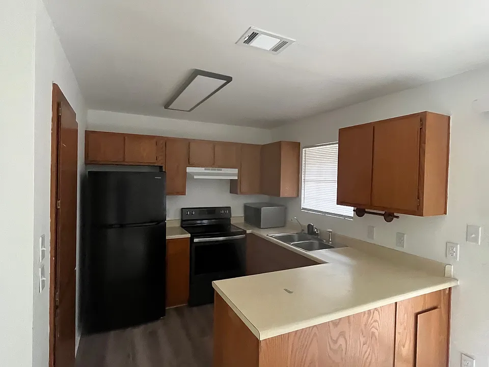 3254 Beevers Cir
