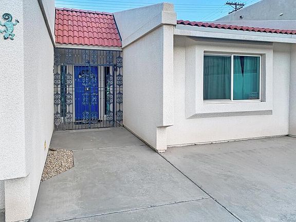 2nd image of 53720 Avenue Obregon