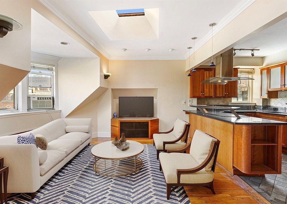 1st image of 41 Worcester Sq #Penthouse